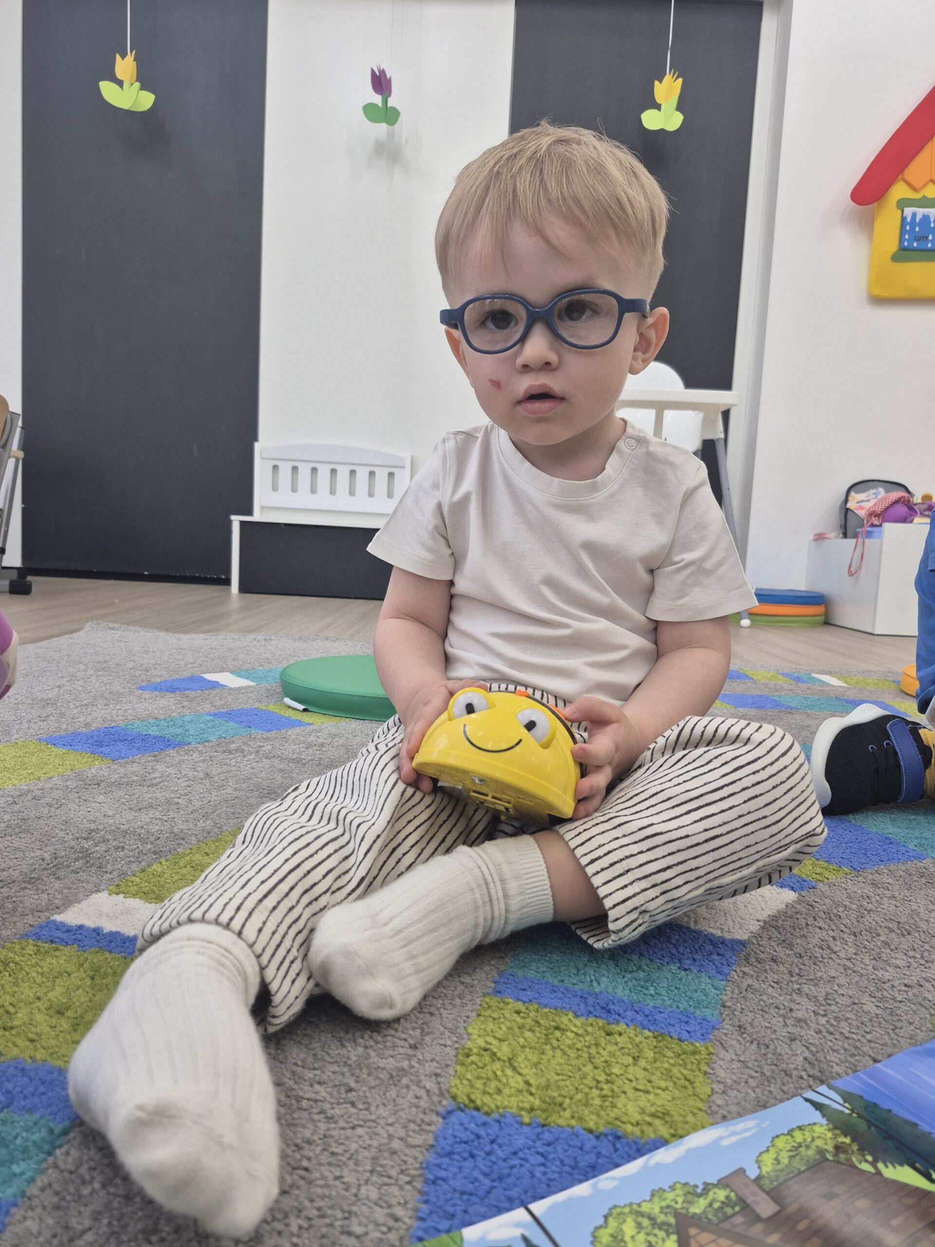 Kodowanie na dywanie🐝