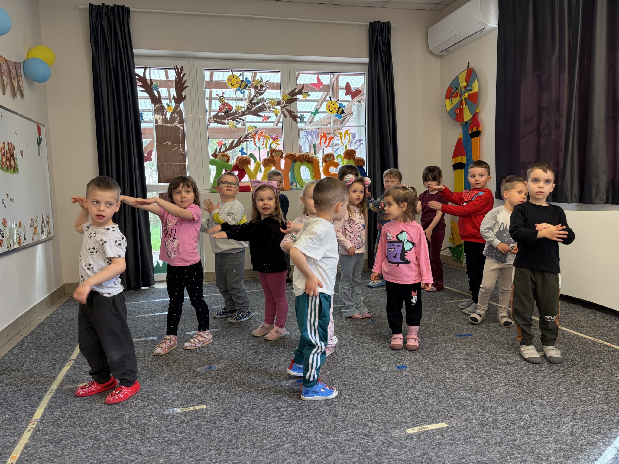 Dzień Tańca w grupie Misiów